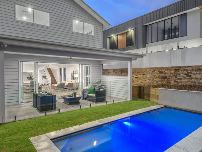 74 Canberra Drive, Ashgrove QLD 4060