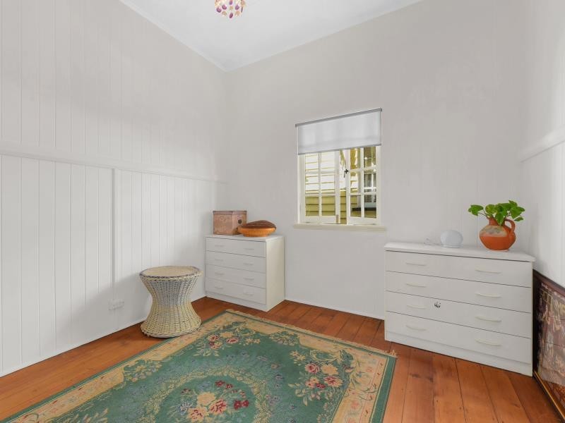 87 Beatrice Street, Bardon QLD 4065