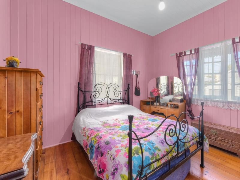 87 Beatrice Street, Bardon QLD 4065