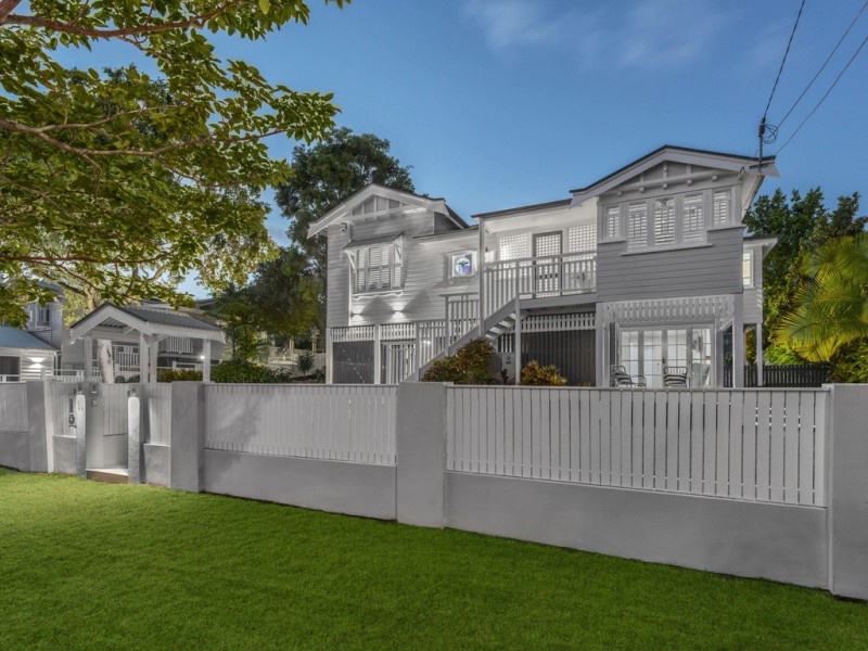 11 Foch Street, Ashgrove QLD 4060