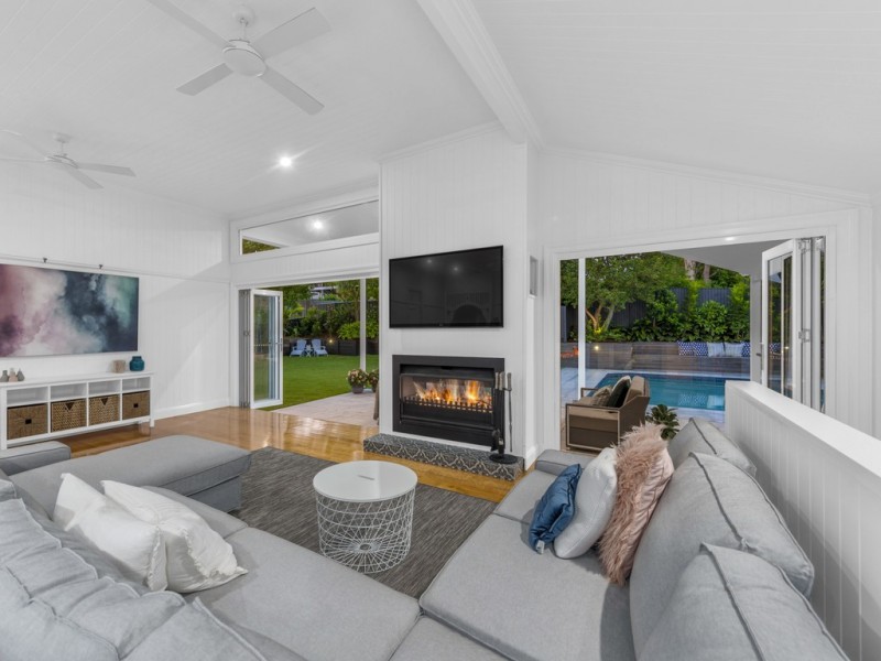 11 Foch Street, Ashgrove QLD 4060