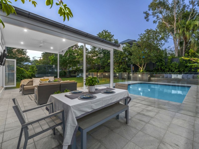 11 Foch Street, Ashgrove QLD 4060