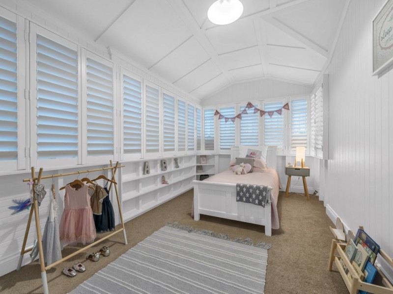 11 Foch Street, Ashgrove QLD 4060