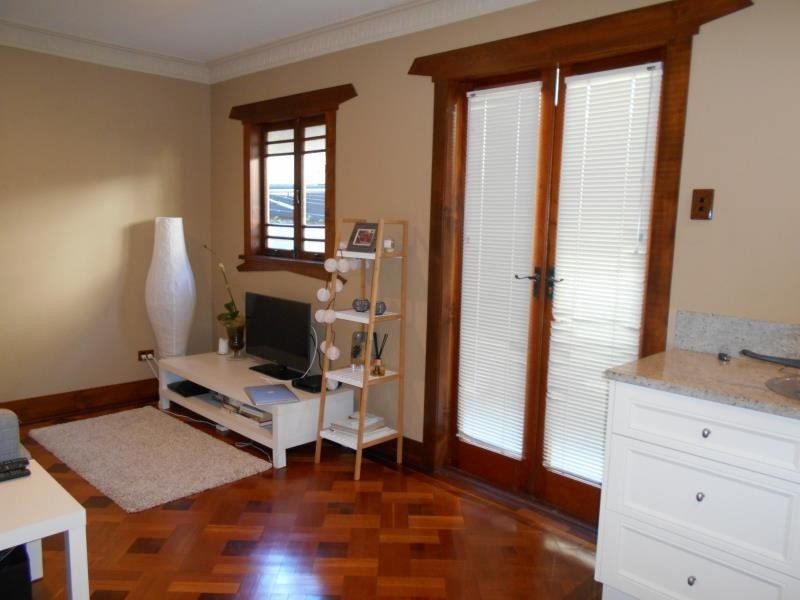 1/39 GIRRAWEEN GROVE, Ashgrove QLD 4060