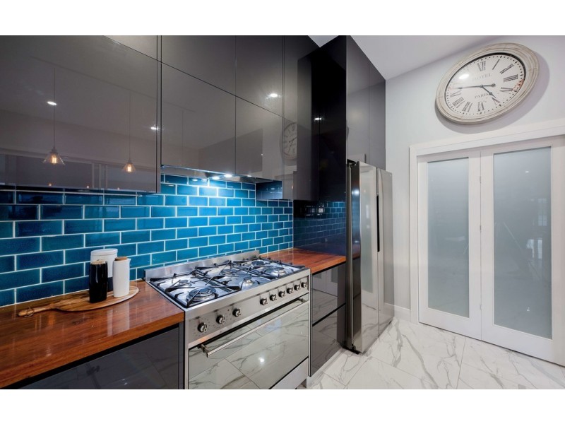 3 Lansbury Parade, Ashgrove QLD 4060