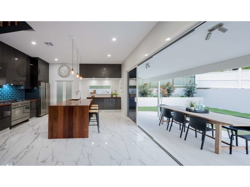 3 Lansbury Parade, Ashgrove QLD 4060