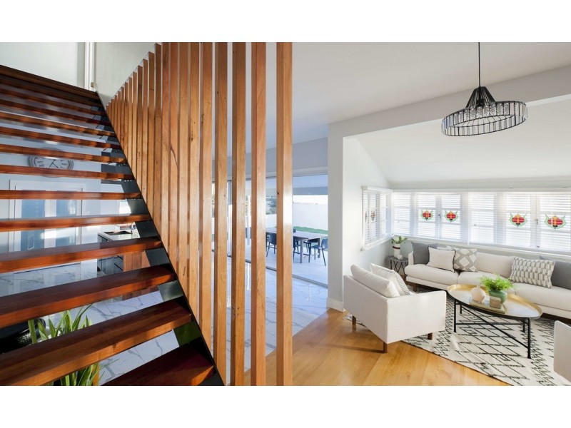 3 Lansbury Parade, Ashgrove QLD 4060