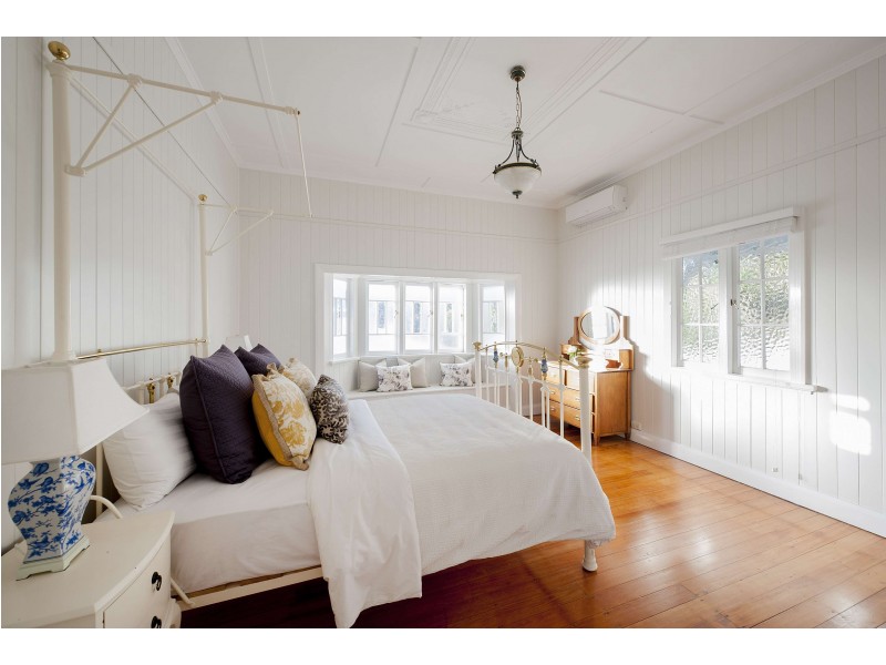 3 Lansbury Parade, Ashgrove QLD 4060