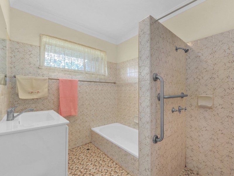 657 South Pine Road, Everton Park QLD 4053