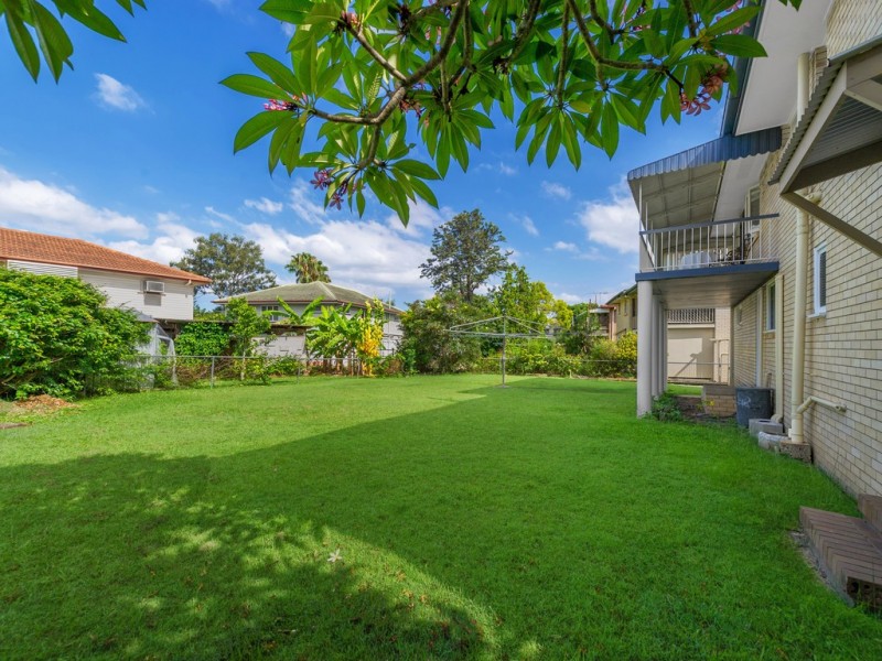657 South Pine Road, Everton Park QLD 4053