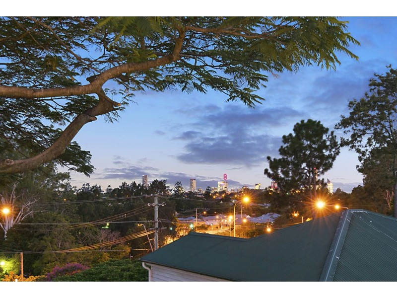 42 Dovedale Crescent, Ashgrove QLD 4060