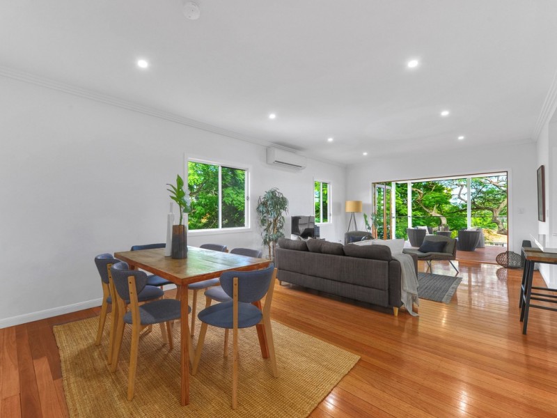 42 Dovedale Crescent, Ashgrove QLD 4060