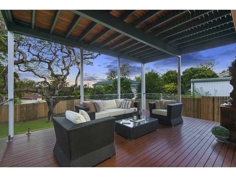 42 Dovedale Crescent, Ashgrove QLD 4060
