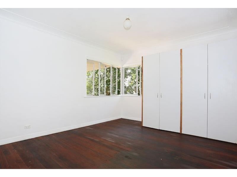 85 Eleventh AV, Kedron QLD 4031