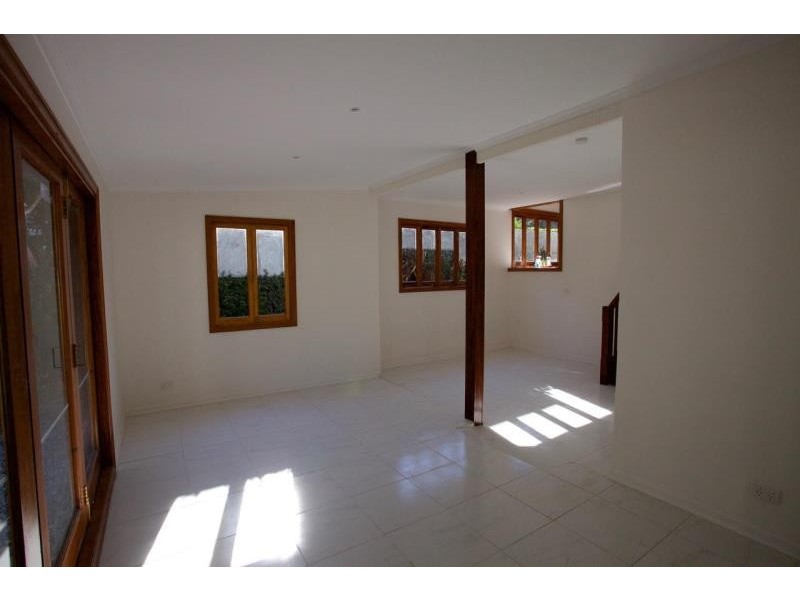 85 Eleventh AV, Kedron QLD 4031