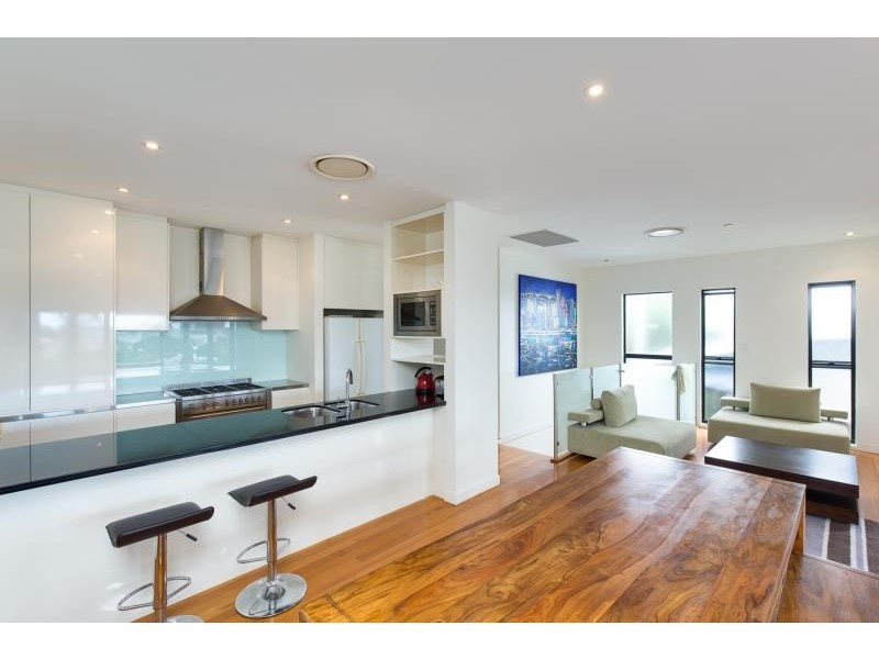 22 Confederate Street, Red Hill QLD 4059