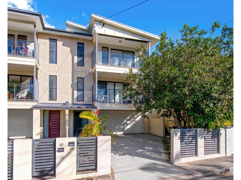 34 Farm Street, Newmarket QLD 4051