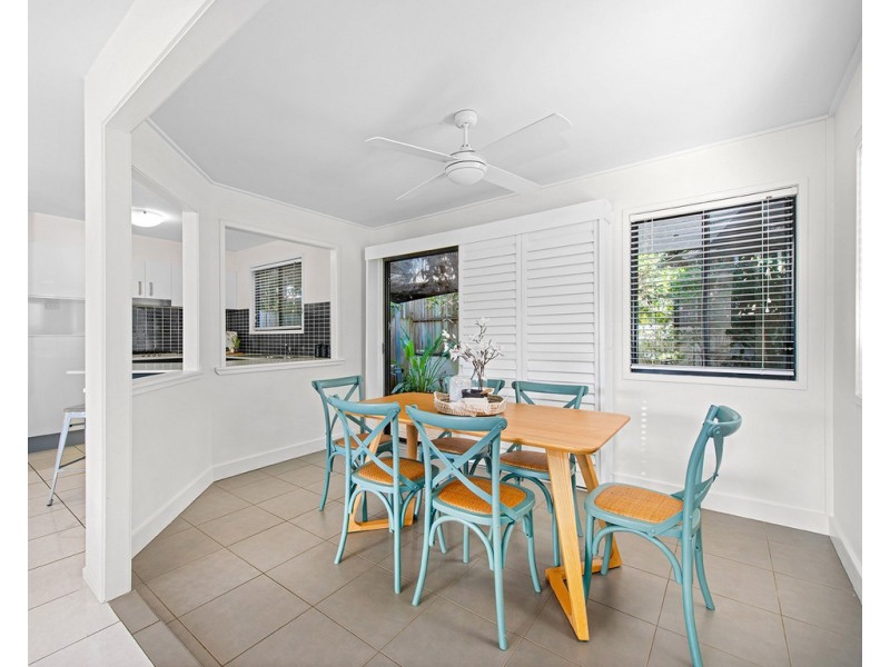 34 Farm Street, Newmarket QLD 4051