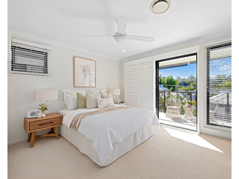 34 Farm Street, Newmarket QLD 4051