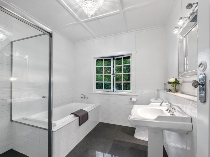 22 Beth Eden Terrace, Ashgrove QLD 4060