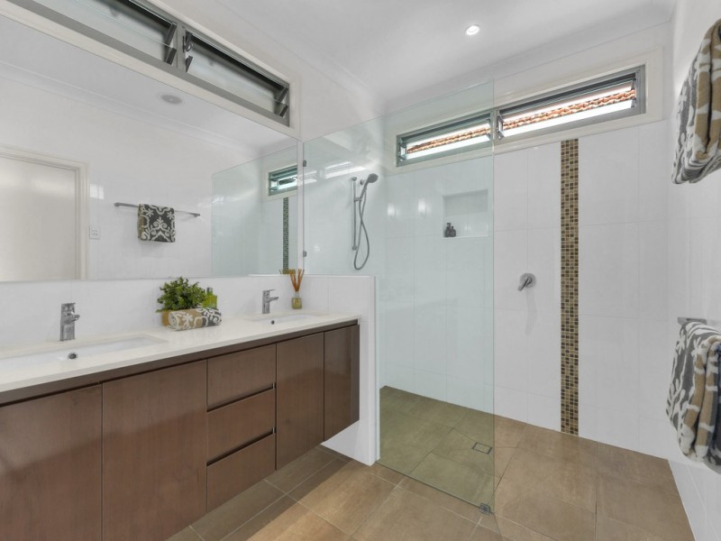 39 Yoku Road, Ashgrove QLD 4060