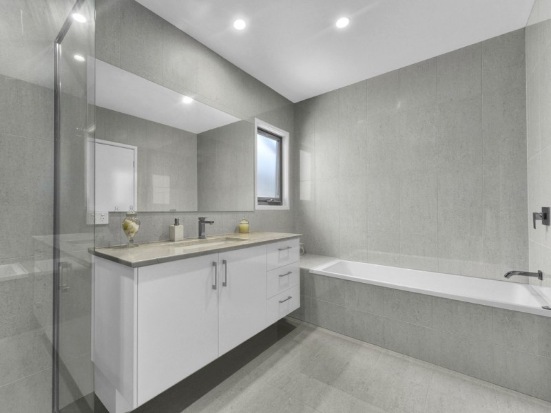 9 Plant Street, Ashgrove QLD 4060