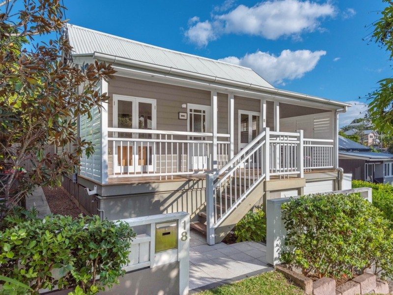 18 Bathurst Street, Red Hill QLD 4059