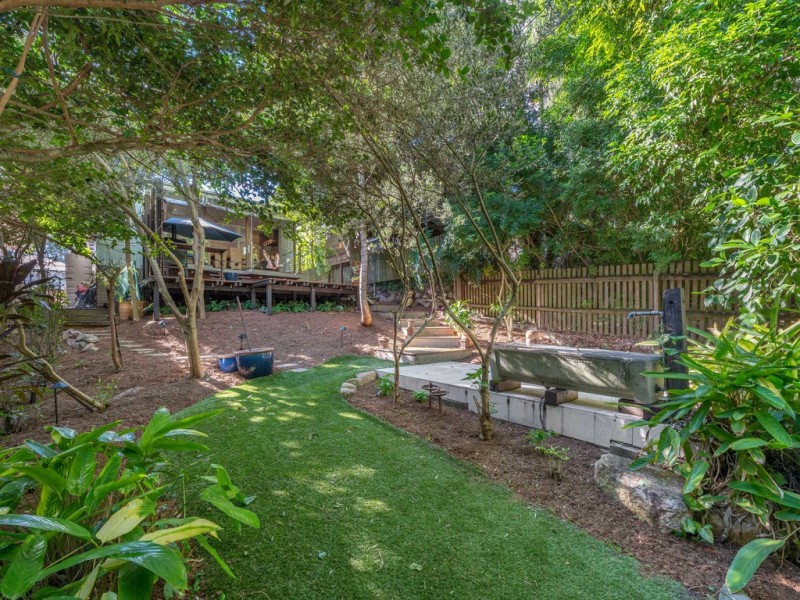 18 Bathurst Street, Red Hill QLD 4059