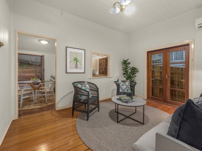 12 Cook Street, Red Hill QLD 4059