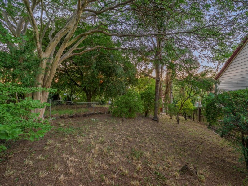 12 Cook Street, Red Hill QLD 4059