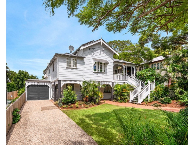 105 Watson Street, Camp Hill QLD 4152