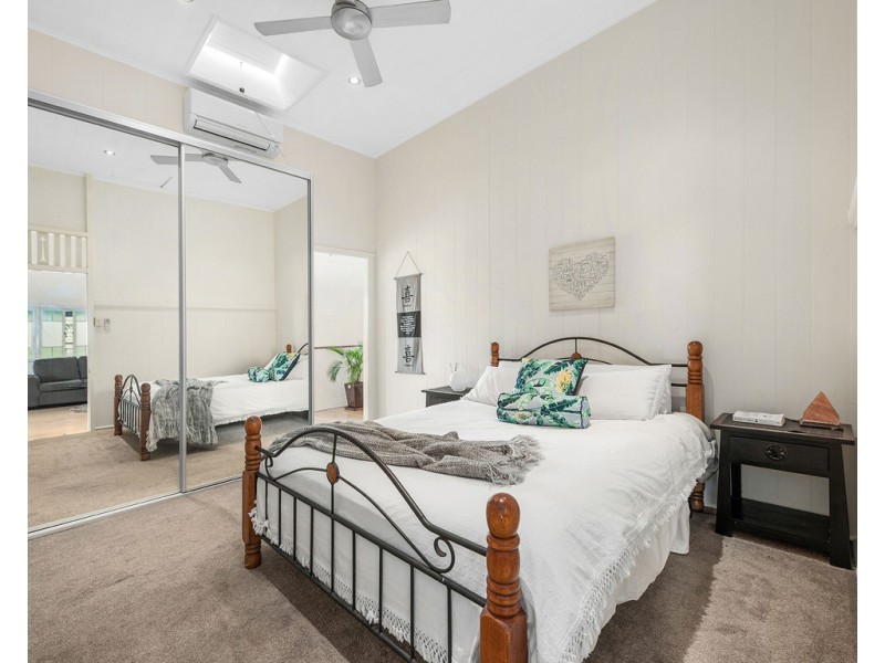 105 Watson Street, Camp Hill QLD 4152