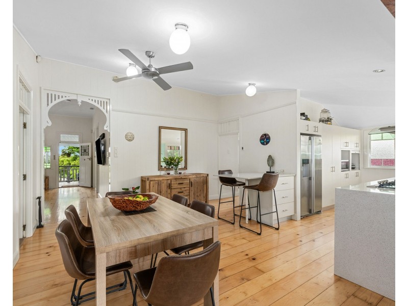 105 Watson Street, Camp Hill QLD 4152