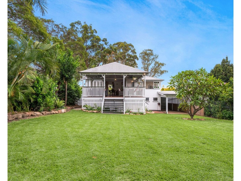 105 Watson Street, Camp Hill QLD 4152