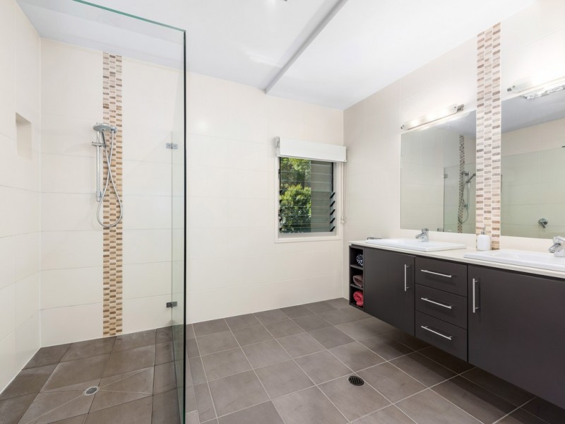 34 Stonehawke Place, The Gap QLD 4061