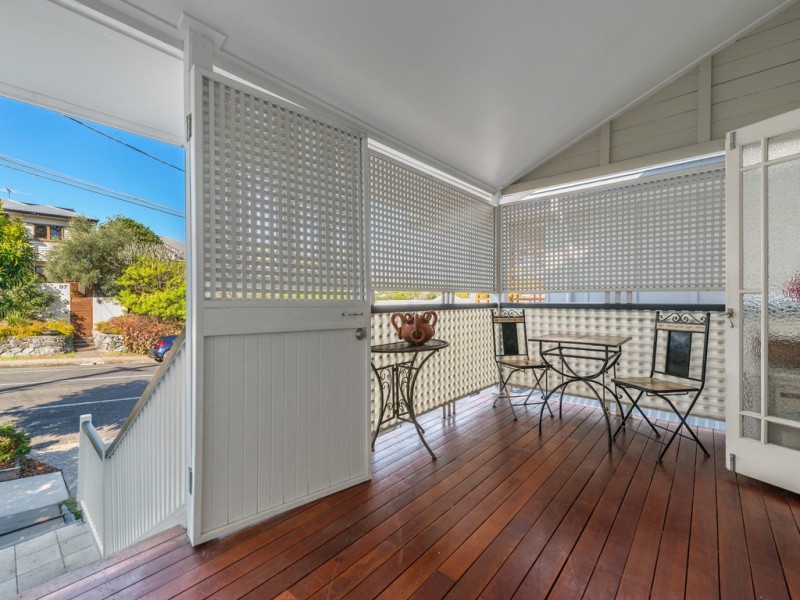 98 Arthur Terrace, Red Hill QLD 4059