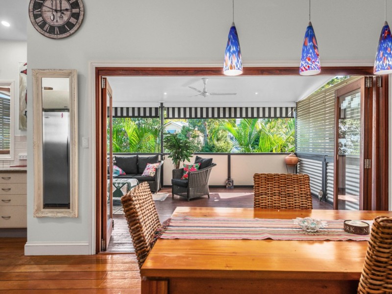 98 Arthur Terrace, Red Hill QLD 4059