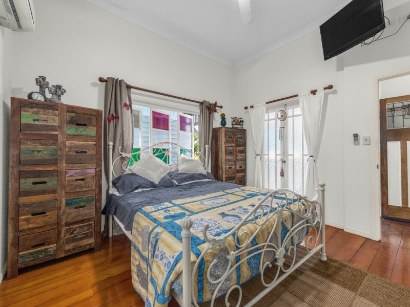 98 Arthur Terrace, Red Hill QLD 4059