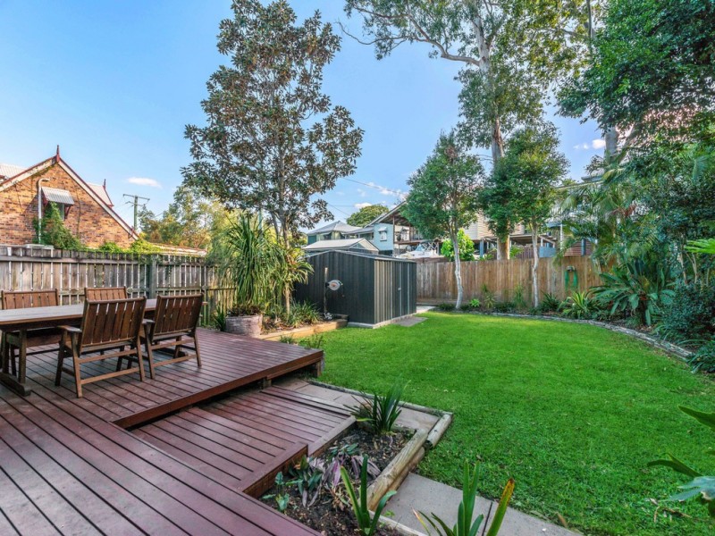 98 Arthur Terrace, Red Hill QLD 4059