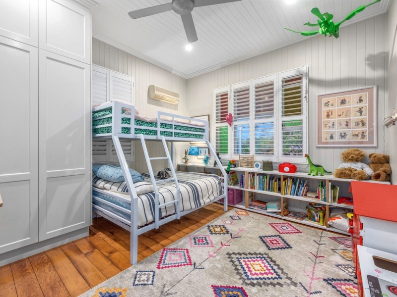 30 David Avenue, Bardon QLD 4065