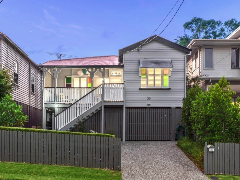 30 David Avenue, Bardon QLD 4065