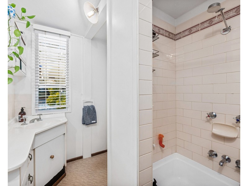 31 Kenwyn Road, Red Hill QLD 4059