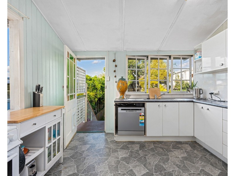 31 Kenwyn Road, Red Hill QLD 4059