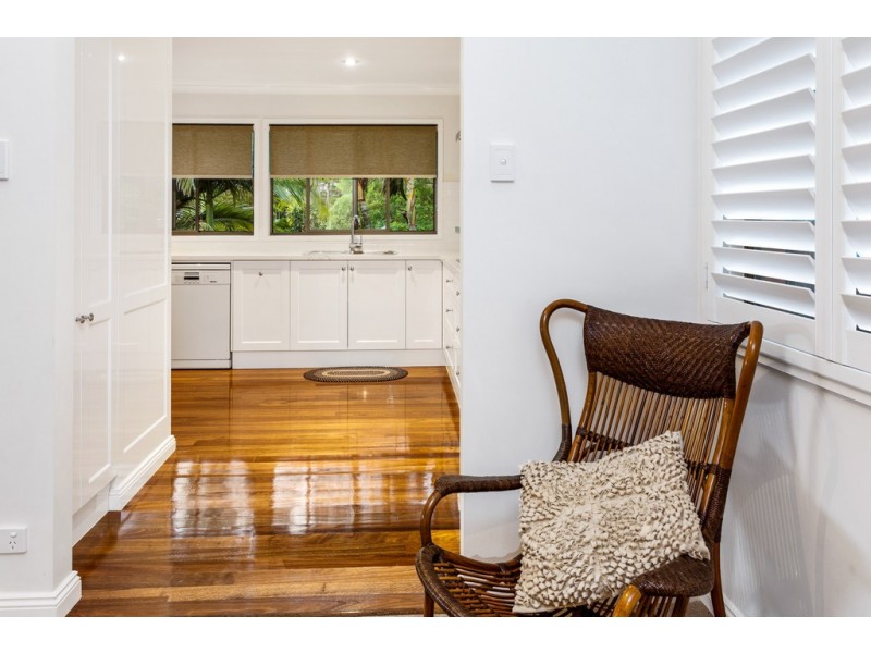 4 Raiko Street, The Gap QLD 4061