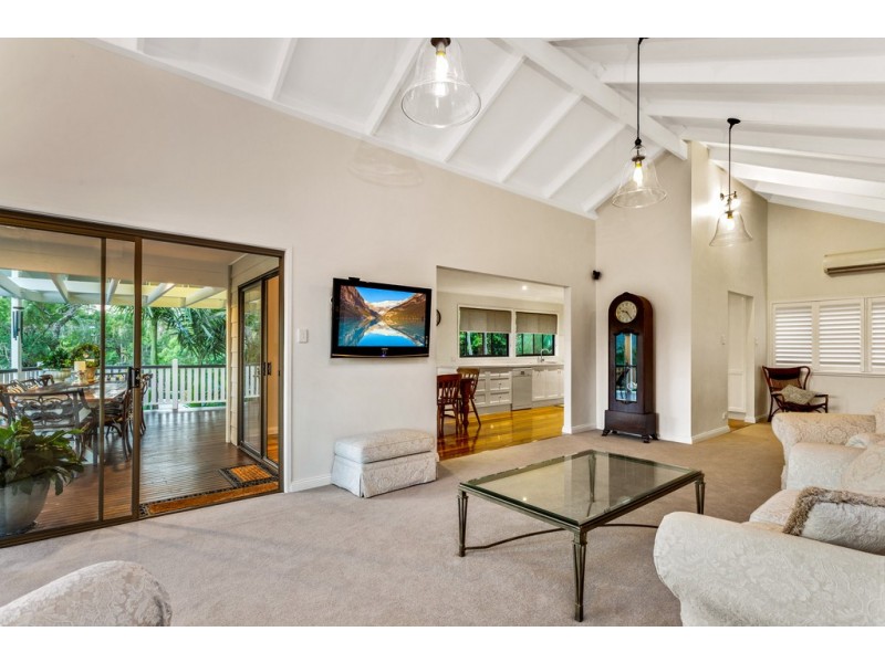 4 Raiko Street, The Gap QLD 4061