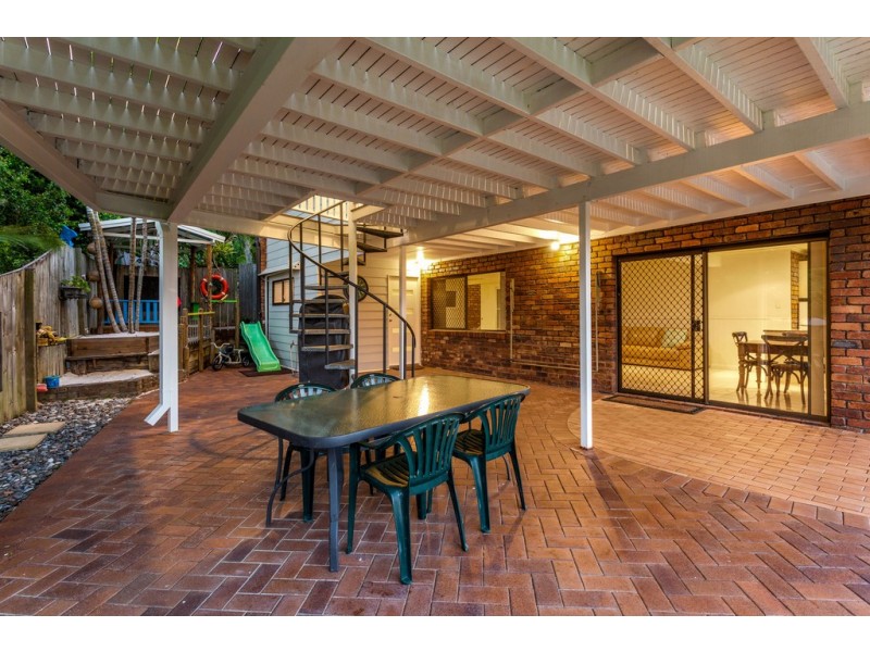 4 Raiko Street, The Gap QLD 4061