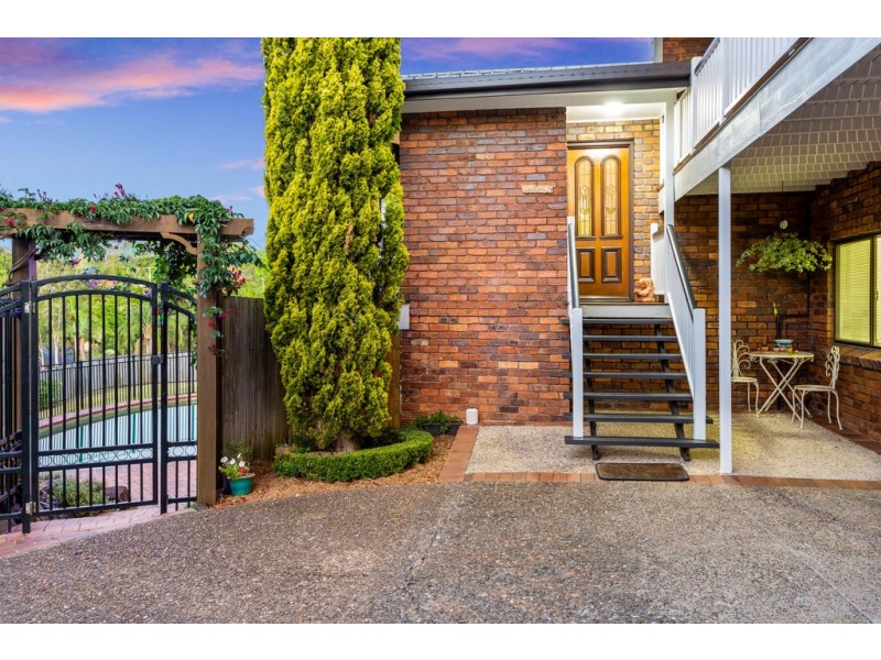 4 Raiko Street, The Gap QLD 4061