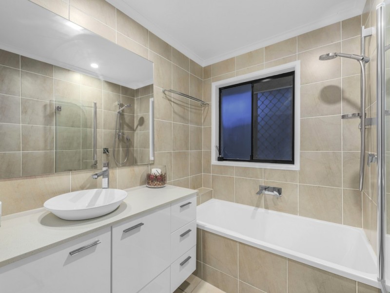 46 Kinnaird Street, Ashgrove QLD 4060