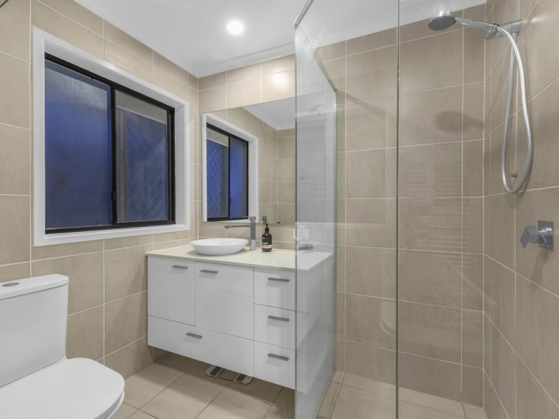46 Kinnaird Street, Ashgrove QLD 4060