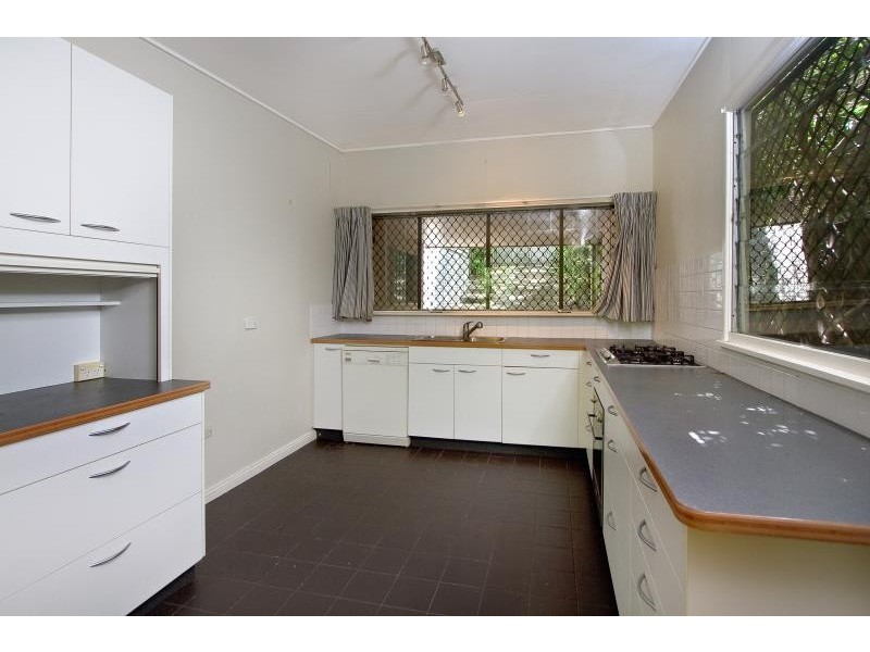 1/80 Stuartholme Rd, Bardon QLD 4065